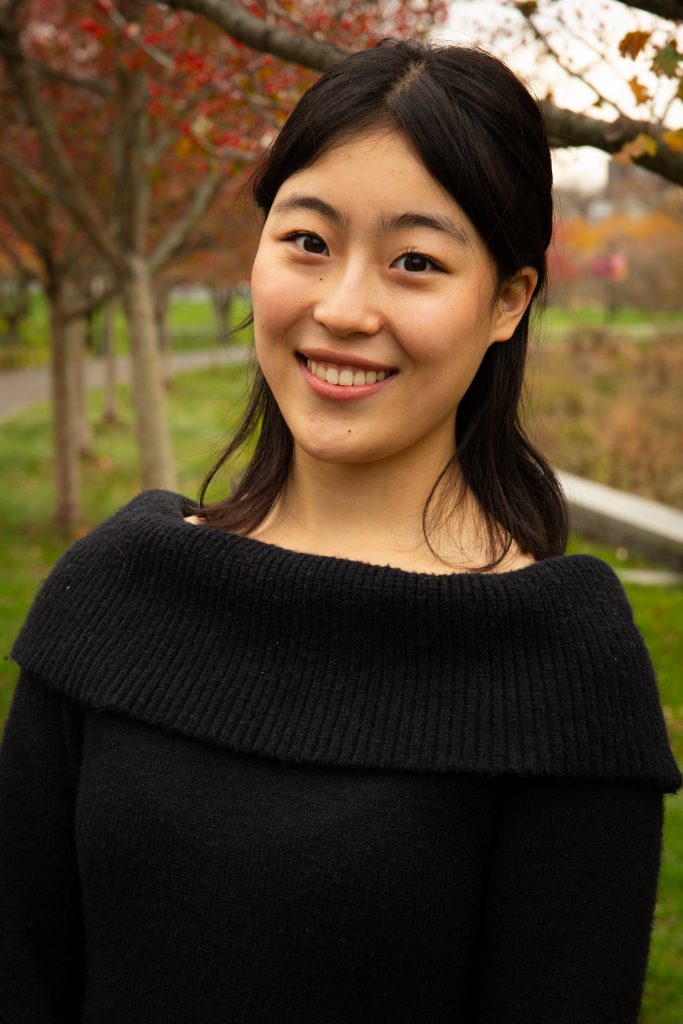 Headshot of Esther Kim
